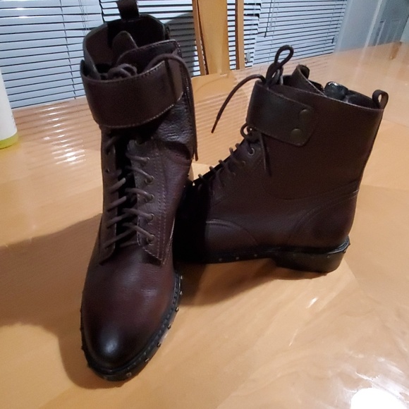Boots - Picture 1 of 4